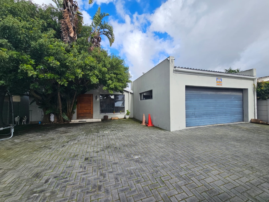 3 Bedroom Property for Sale in Windsor Park Western Cape